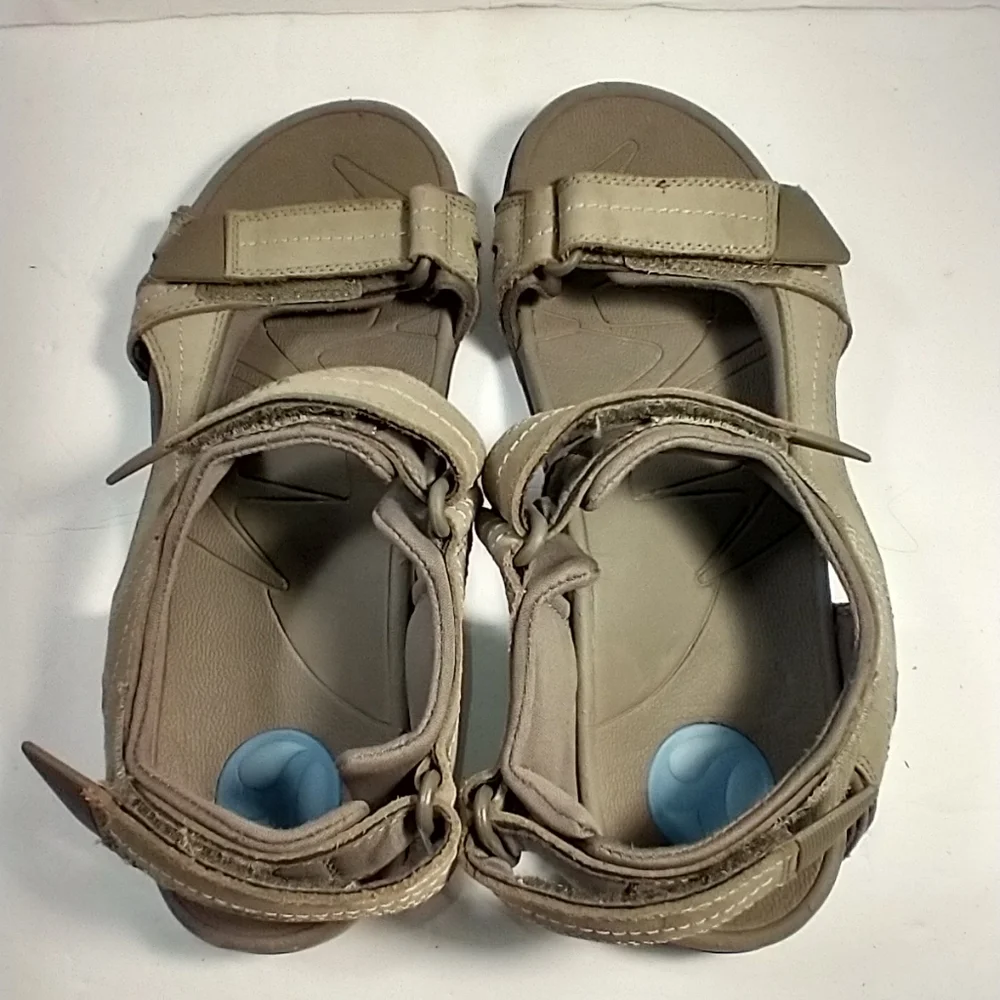 Vionic Mens 44Boyes/TVM1053 Adjustable Straps Sports Vibram Sandal Men's sz 8.